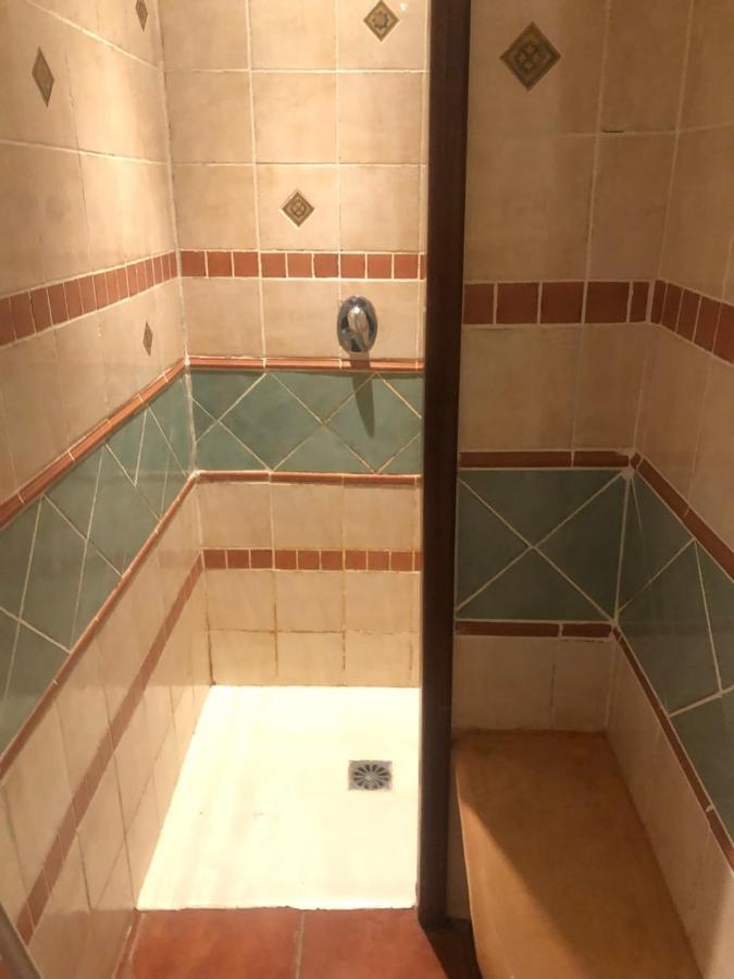 Gite De Groupe 9Ch Ou 3 Gites Independants De 3Ch - Patio Et Piscine Interieure Chauffee Toute L'Annee فالون بون دارْك المظهر الخارجي الصورة
